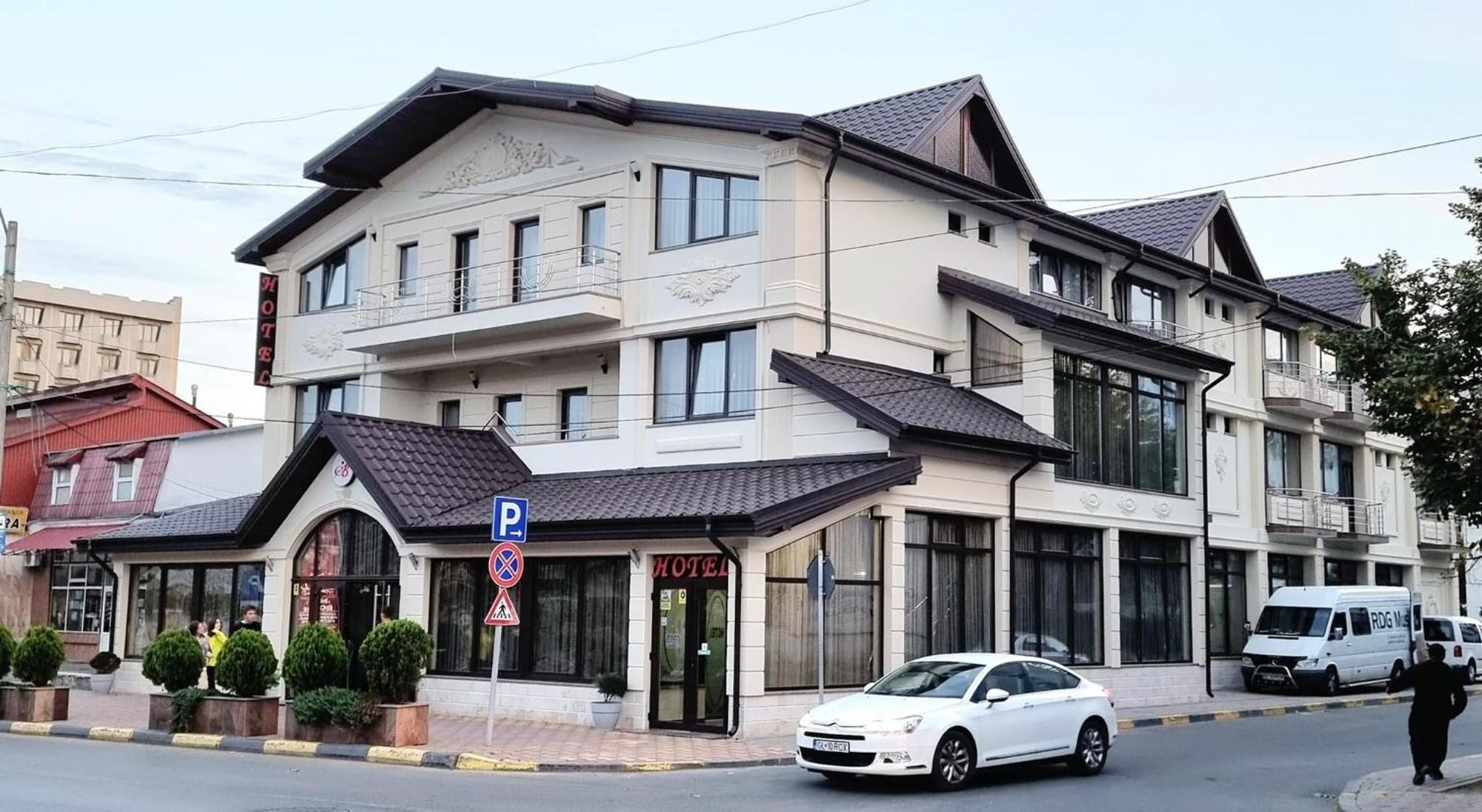 Hotel Bacsoridana Tecuci Esterno foto