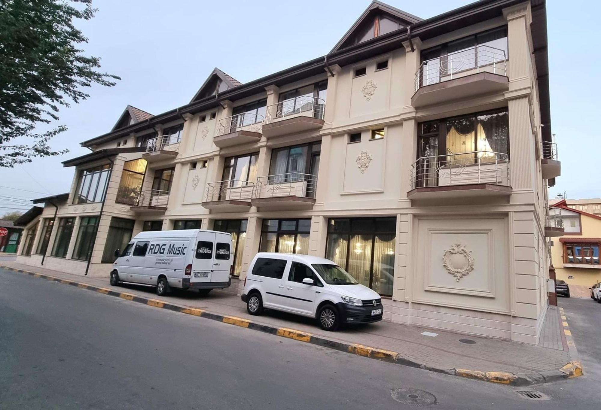 Hotel Bacsoridana Tecuci Esterno foto
